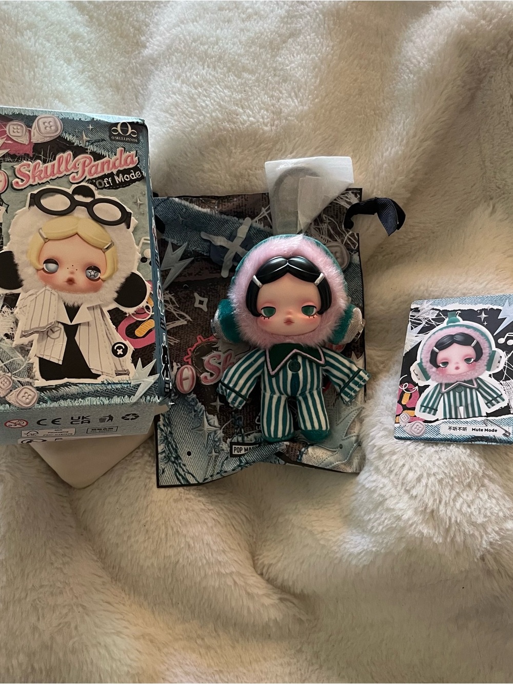 Pop Mart Skullpanda Off Mode Mute Mode plush doll pendant